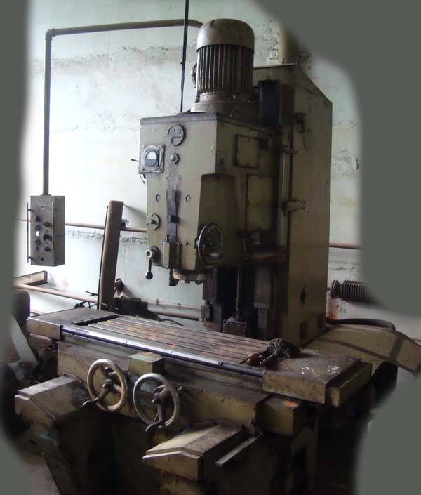 6540 Загальний вигляд  бесконсольного фрезерного верстата з крестовым столом